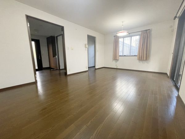 西宮市東山台2丁目【戸建】 リビング 西宮市東山台2丁目【戸建】 リビング