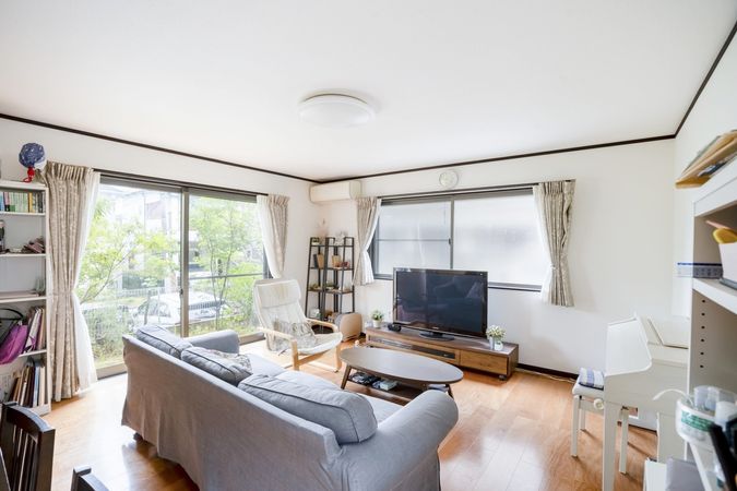 宝塚市中山台1丁目【戸建】 リビング 宝塚市中山台1丁目【戸建】 リビング