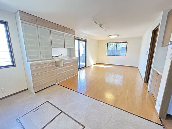 宝塚市武庫山一丁目【戸建】 リビング 宝塚市武庫山一丁目【戸建】 リビング