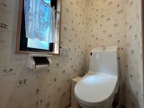 三田市西山二丁目【戸建】 トイレ トイレ