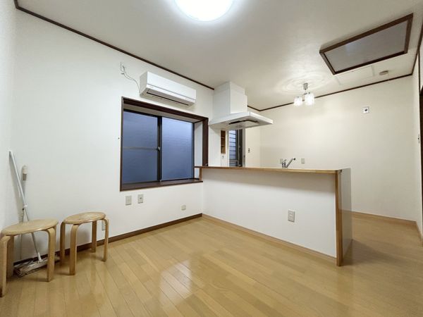 宝塚市中山桜台二丁目【戸建】 リビング 宝塚市中山桜台二丁目【戸建】 リビング