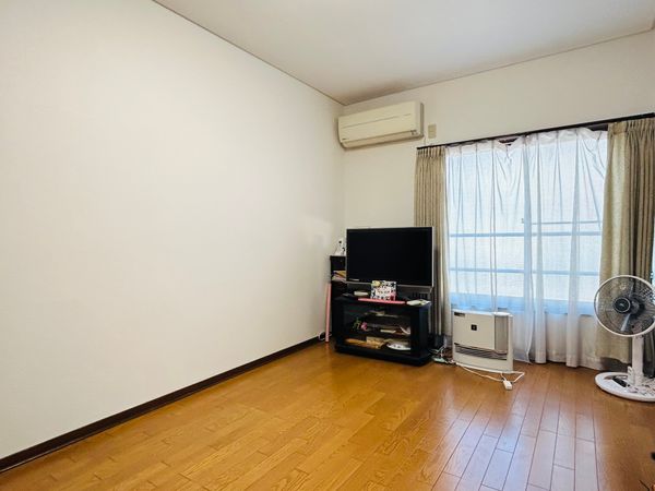 宝塚市御殿山2丁目【テラスハウス】 室内 宝塚市御殿山2丁目【テラスハウス】 室内