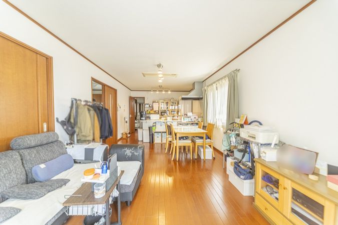 宝塚市中筋山手3丁目【中古戸建】 リビング 宝塚市中筋山手3丁目【中古戸建】 リビング