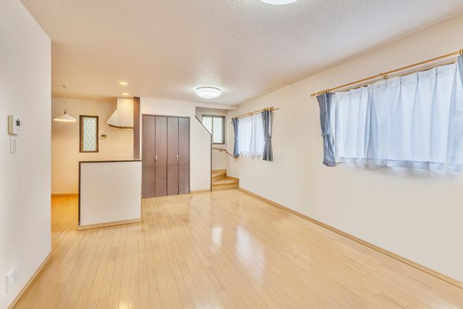 宝塚市安倉西2丁目【戸建】 リビング 宝塚市安倉西2丁目【戸建】 リビング