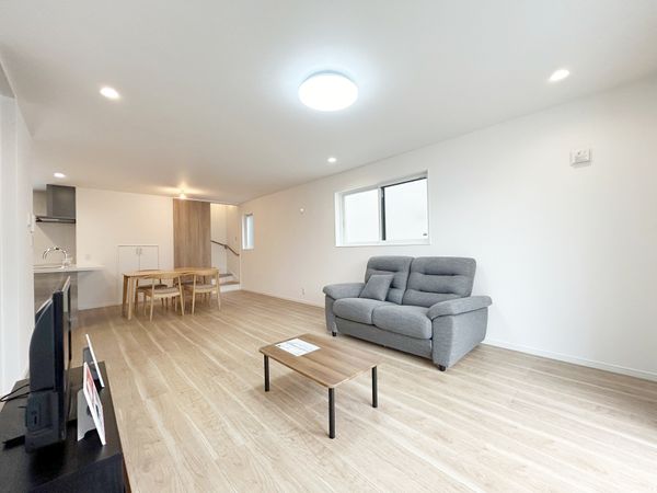 宝塚市売布ガ丘【新築戸建】2号地 リビング