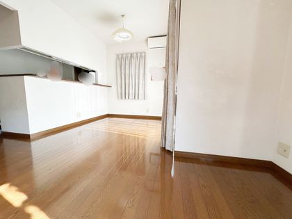 宝塚市光ガ丘一丁目【戸建】 リビング