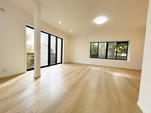 宝塚市福井町 戸建 リビング 宝塚市福井町 戸建 リビング