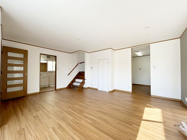 宝塚市中筋山手2丁目【戸建】 リビング 宝塚市中筋山手2丁目【戸建】 リビング
