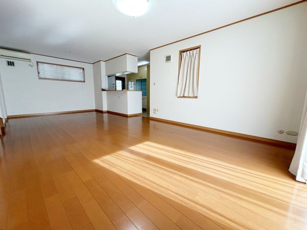 西宮市名塩南台3丁目【戸建】 リビング 西宮市名塩南台3丁目【戸建】 リビング