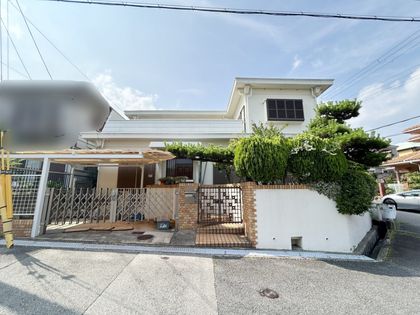 宝塚市中山五月台3丁目【中古戸建】 外観