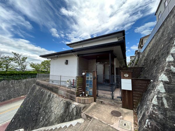 宝塚市逆瀬台6丁目【戸建】 外観 宝塚市逆瀬台6丁目【戸建】 外観