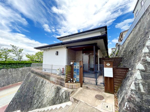 宝塚市逆瀬台6丁目【戸建】 外観 宝塚市逆瀬台6丁目【戸建】 外観