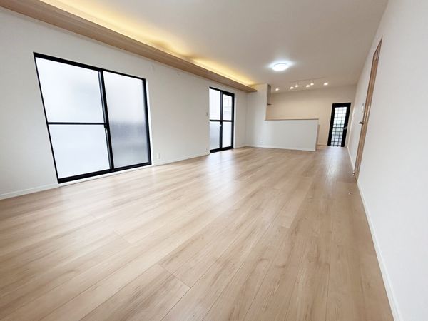 宝塚市星の荘【戸建】 リビング 宝塚市星の荘【戸建】 リビング