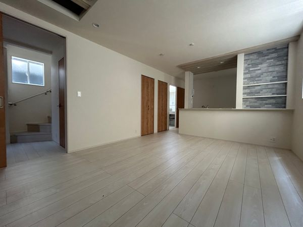 宝塚市大吹町2号棟【新築戸建】 リビング 宝塚市大吹町2号棟【新築戸建】 リビング