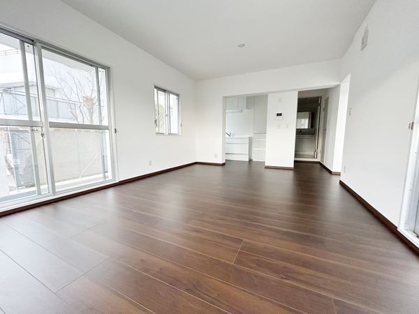 シェラビア東山台三番街 209号棟 リビング