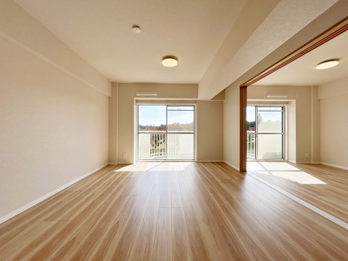 逆瀬川グリーンハイツ A棟 リビング リビング