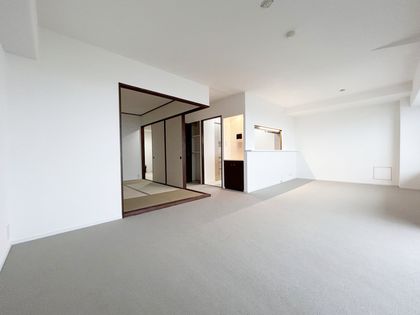 ラ・ビスタ宝塚 ウエストウイング二番館 リビング