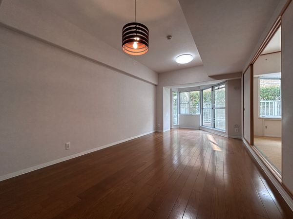 メゾン宝塚山本 リビング メゾン宝塚山本 リビング