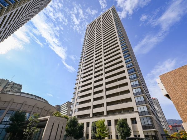 ジオタワー宝塚 WEST 外観 ジオタワー宝塚 WEST 外観