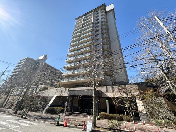 ラ・ビスタ宝塚 エスティオ二番館 外観