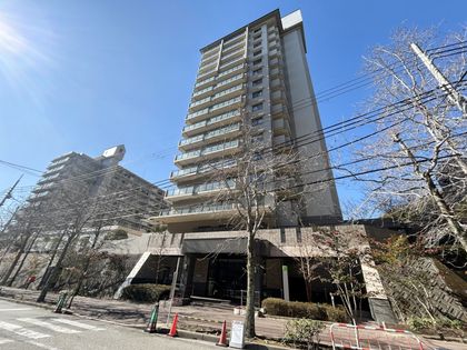 ラ・ビスタ宝塚 エスティオ二番館 外観