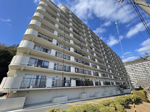 サンハイツ宝塚五月台 A棟 駐車場 サンハイツ宝塚五月台 A棟 駐車場