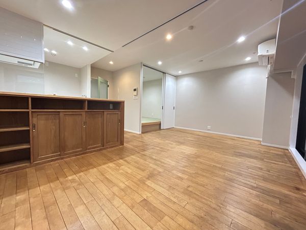 サンリーノ逆瀬川野上 北棟 リビング