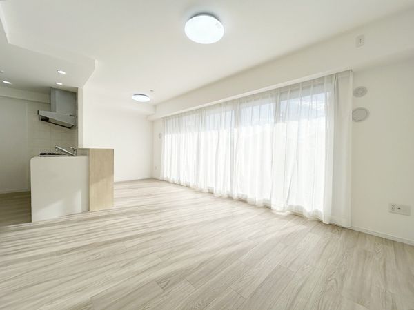 ネバーランド逆瀬川野上 リビング ネバーランド逆瀬川野上 リビング