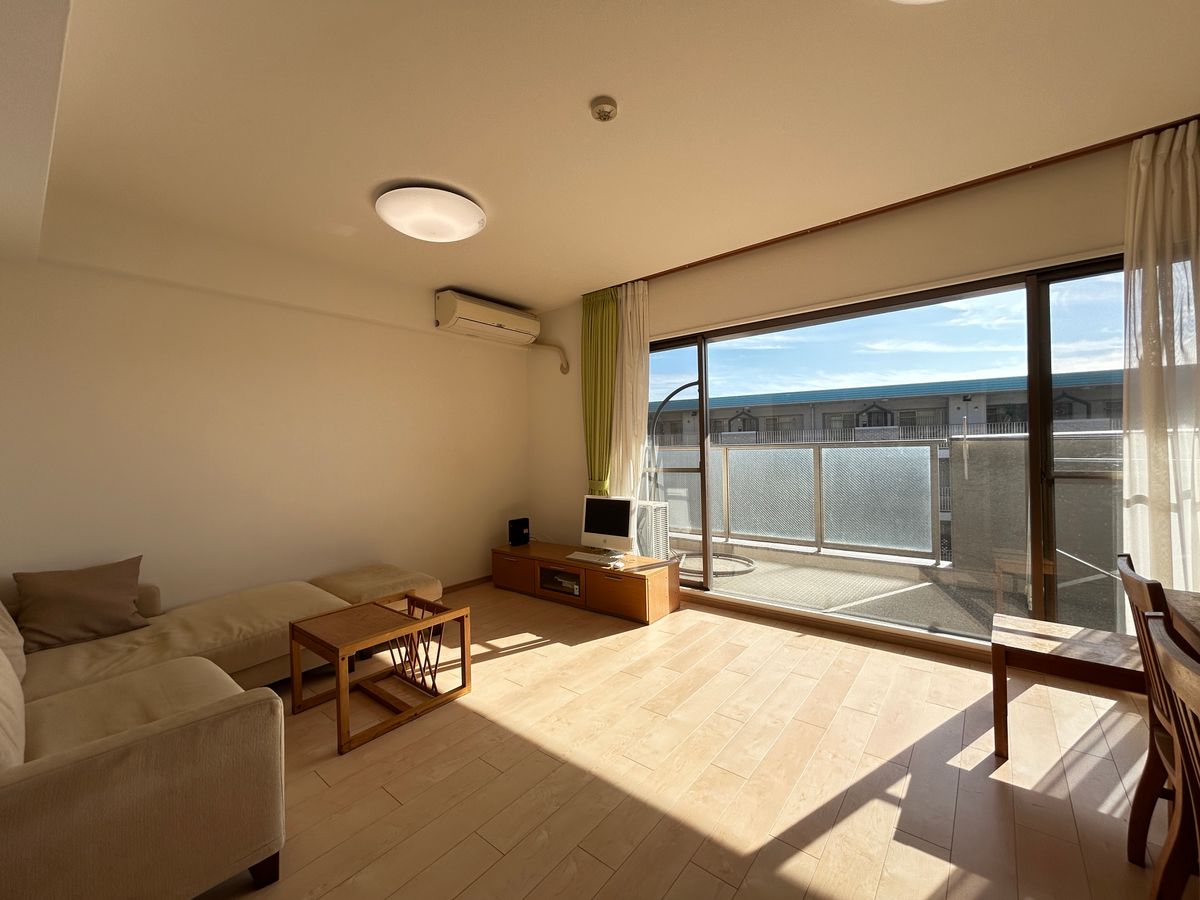 リーフアベニュー宝塚売布 リビング リビング