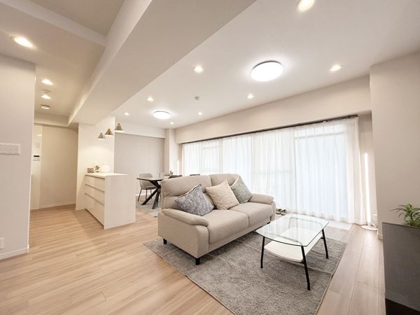 阪急逆瀬台アヴェルデ 1番館 リビング 阪急逆瀬台アヴェルデ 1番館 リビング