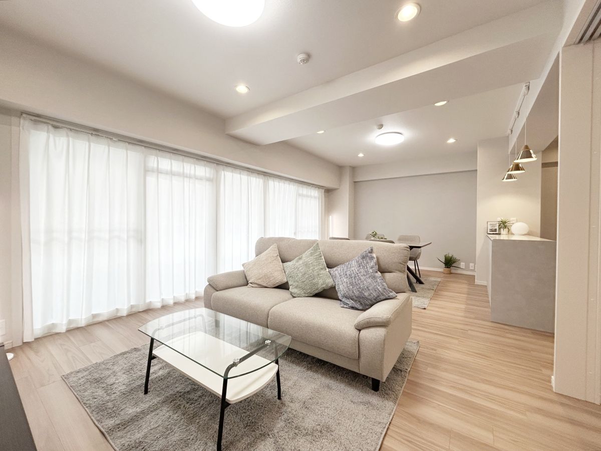 阪急逆瀬台アヴェルデ 3番館 リビング リビング