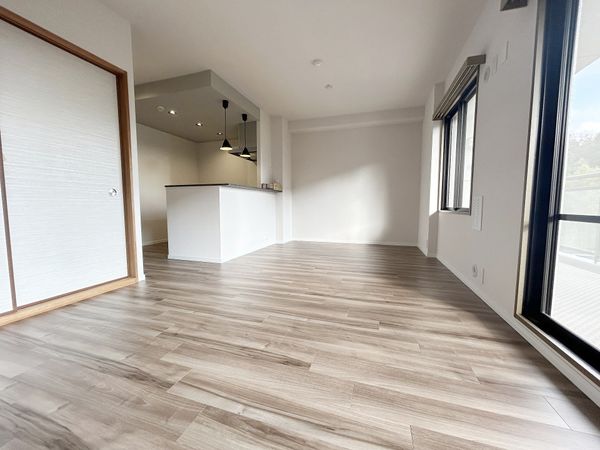 ラ・ビスタ宝塚 エスティオ一番館 リビング