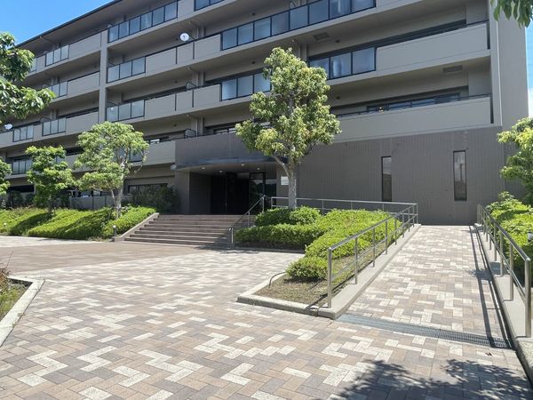 西宮名塩ウィンディヒルズ Ⅰ番館 外観