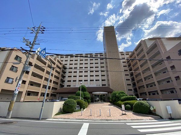 コープ野村宝塚 外観