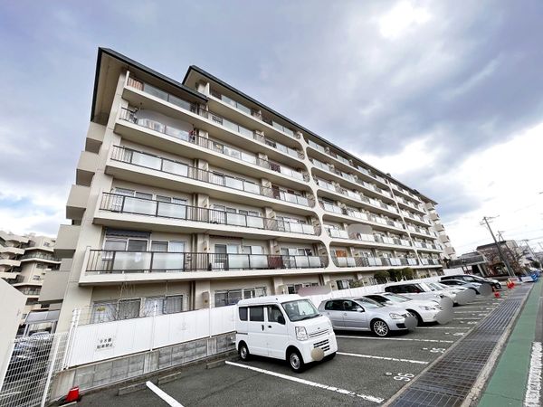 シティー逆瀬川 外観