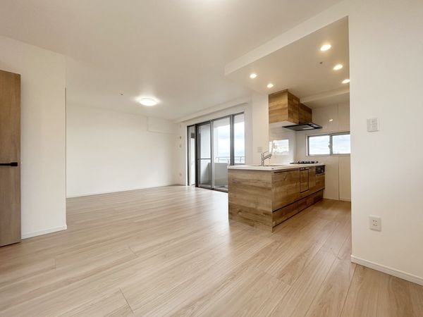 ライオンズマンション宝塚武庫川町 リビング