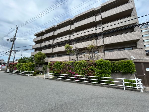 サーパス宝塚 外観