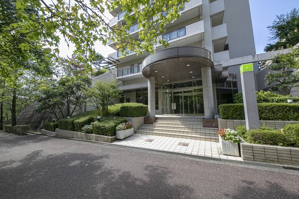 ラ・ビスタ宝塚 エスティオ一番館 エントランス ラ・ビスタ宝塚 エスティオ一番館 エントランス
