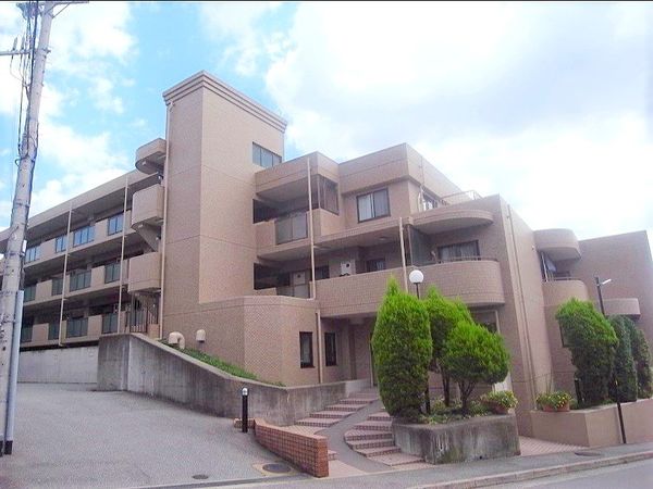 ステイツ逆瀬川・宝梅 外観 ステイツ逆瀬川・宝梅 外観