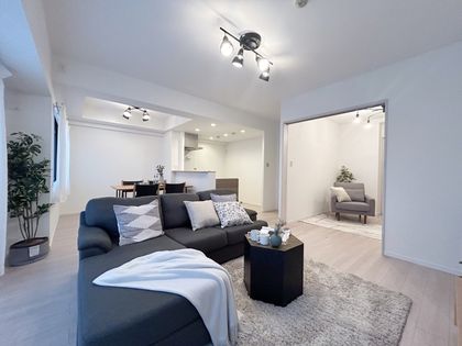 デ・リード宝塚リバービュー リビング