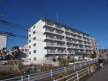 三交宝塚パレス 外観