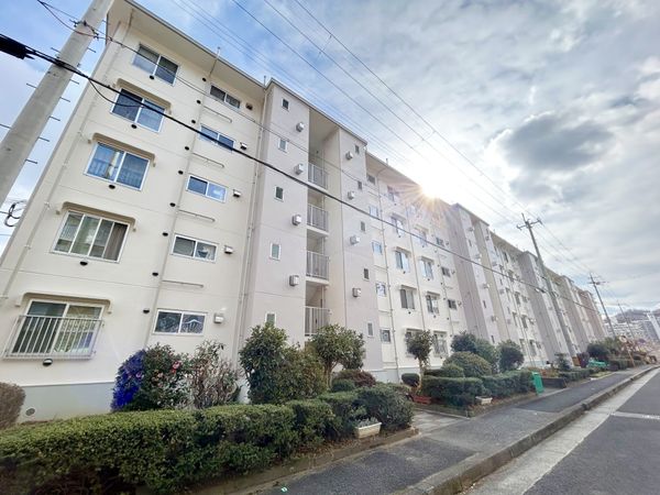 中山五月台住宅 14号棟 外観 中山五月台住宅 14号棟 外観