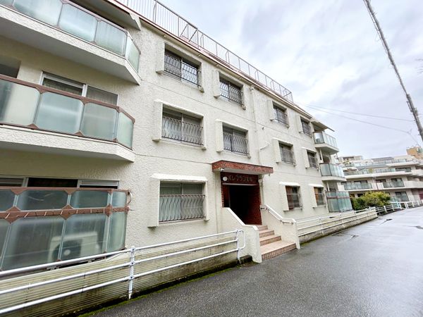 パレブラン宝塚 外観