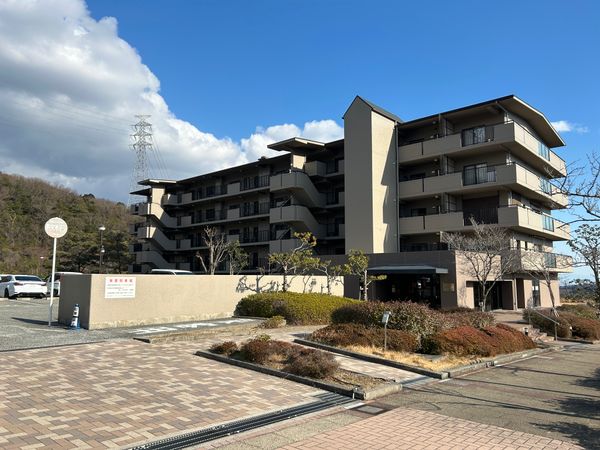 西宮名塩ウィンディヒルズ Ⅱ番館 外観 西宮名塩ウィンディヒルズ Ⅱ番館 外観