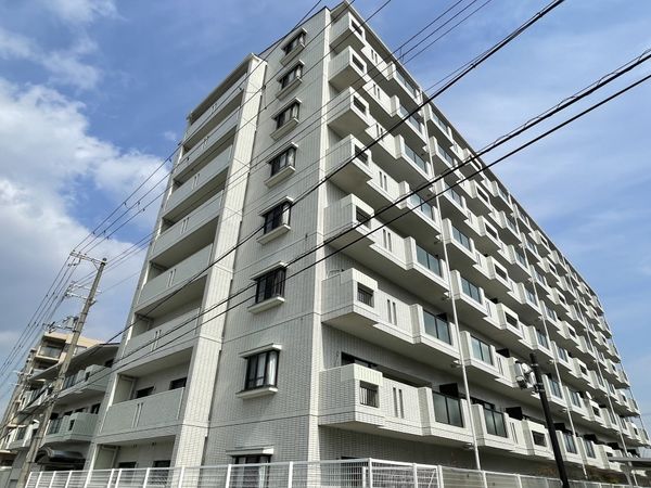 ロイヤルコート逆瀬川 外観 ロイヤルコート逆瀬川 外観