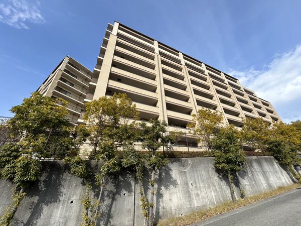 ジオグランデ宝塚山手台 センターコート 外観 ジオグランデ宝塚山手台 センターコート 外観