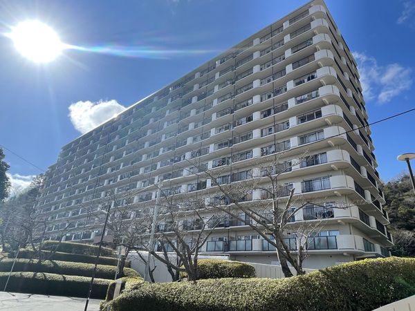 サンハイツ宝塚五月台 A棟 外観 サンハイツ宝塚五月台 A棟 外観
