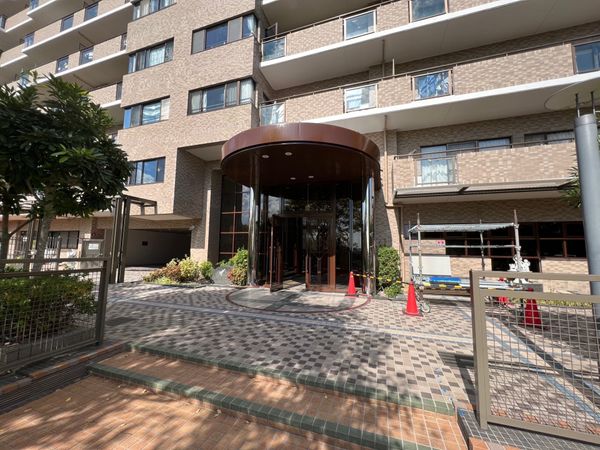 ラ・ビスタ宝塚 サウステラス二番館 エントランス ラ・ビスタ宝塚 サウステラス二番館 エントランス