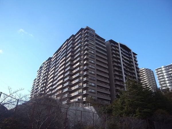 ラ・ビスタ宝塚 ウエストウイング一番館 外観