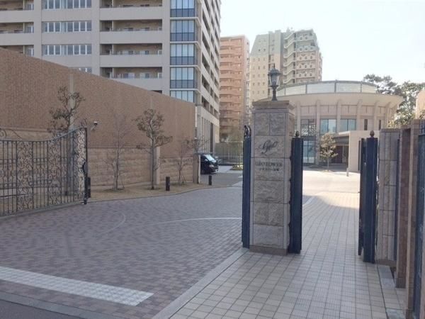ジオタワー宝塚WEST エントランス